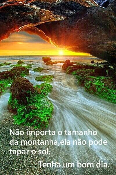 Bom dia! O teu Deus é maior que o teu problema!