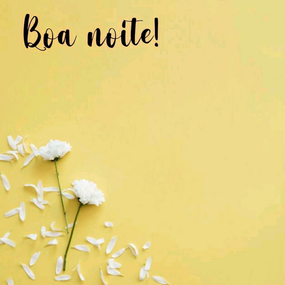 flores branca com fundo amarelo e boa noite