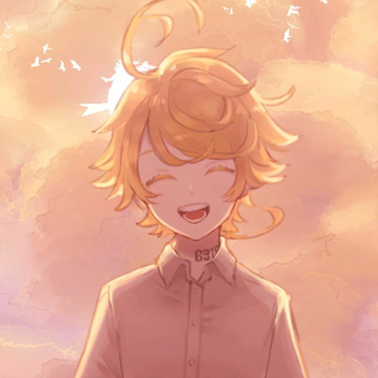 menininho com um lindo sorriso no rosto