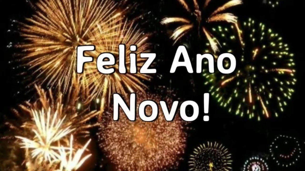 feliz ano novo com fogos de artifícios
