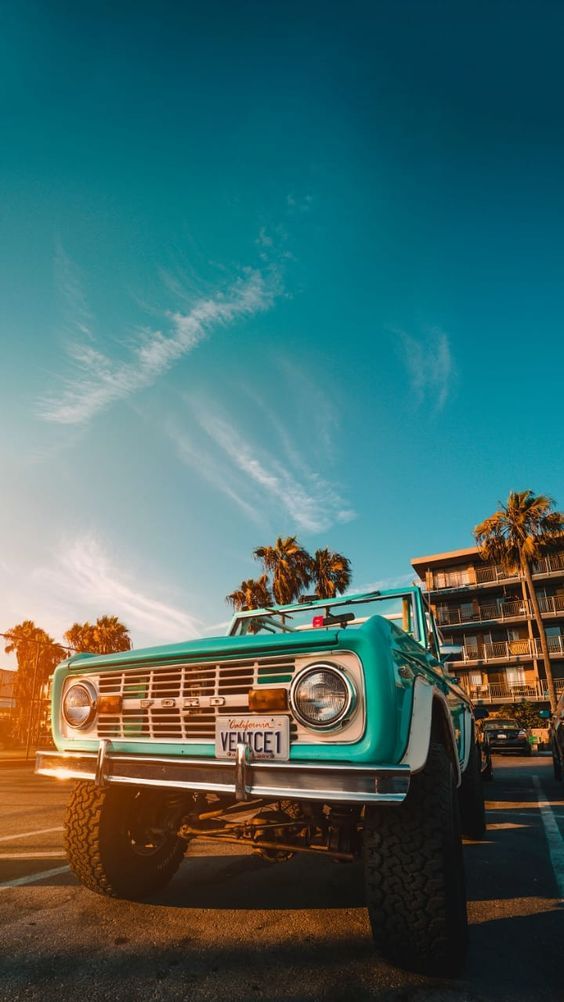 Wallpaper carro com paisagem